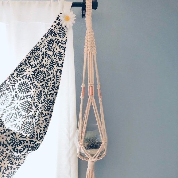 ✨HANDMADE✨ macrame plant hanger with rose gold - Picture 4 of 8